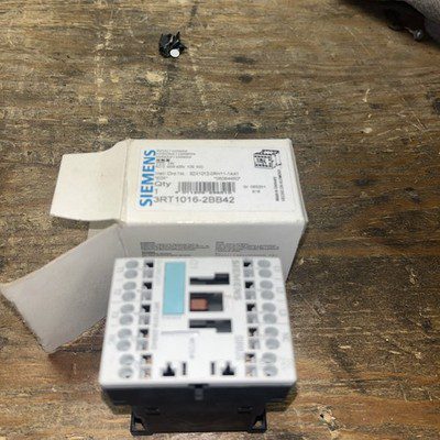 Siemens #3RT1016-2BB42, NOS, HEHI-2701 - Image 2