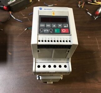 Allen-Bradley Drive, #160-BA03NPS1, 0.75KW/1hp, 380-460, pre-owned, (DR-4078)