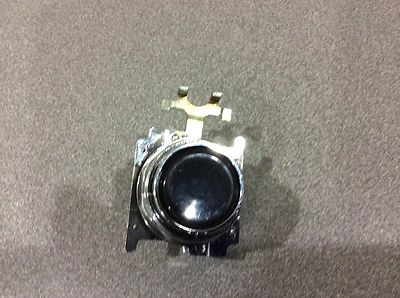 Cutler Hammer 10250TA17 black push button operator, NOS, (CDR-101)