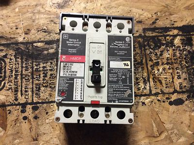 Cutler-Hammer Circuit Breaker, 7amp #HMCP0070C, 3-pole, 600-250v, (BDR-387)