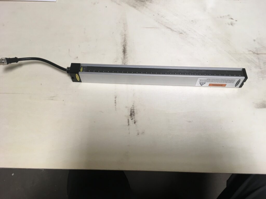 Banner Engineering Light Curtain, LX12EQ, NNB or clips, (JR-28)