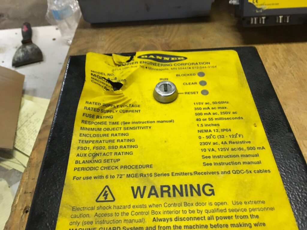 Banner Engineering Machine Guard Control Box, model MGCA-4, pre-owned, (PS-216)