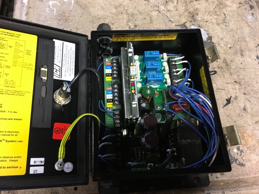 Banner Engineering Multi-SCREEN Control Box, model MUSC-1T3, NOS, (MOT-307) - Image 5