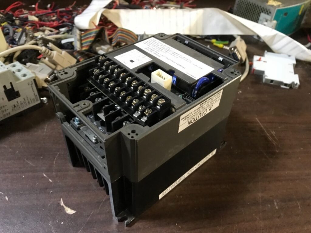 GE Fuji Electric, Drive, #6KM$223001N1A1, pre-owned, (DR-3968) - Image 2