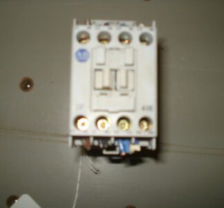 Allen Bradley CONTACTOR, #700-CF400Z*, SER-A, 25A, 3PH, pre-owned, (ME-174)
