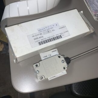 1PCS NEW OMRON D4B-1181N D4B1181N Limit Switch, NOS, (HEHI-1190)