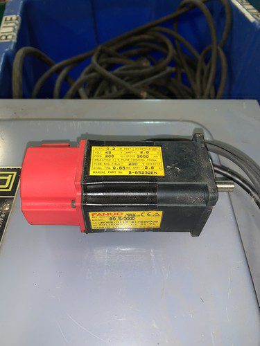 FANUC AC SERVO MOTOR A06B-0113-B075 #0008 BO.5/3000, pre-owned, (HEHI-1143)