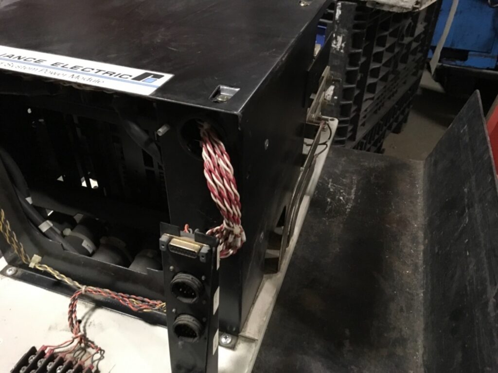 Reliance Electric Distributed System Power Module, In-230vac, out-240vdc, 10hp - Image 4