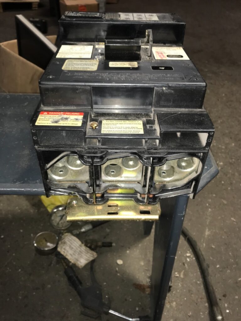 Square D Breaker, #LE36400LS, 400a, pre-owned, (HEHI-570) - Image 3
