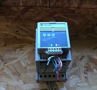 Allen-Bradley .37kw/.5hp, #160-BA01NPS1, SER-C, frn:7.06, mount clip missing