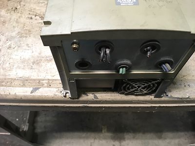 Square-D Telemecanique 2.2kw/3hp drive, #ATV18U41N4 cover screw missing, DR-2965 - Image 2