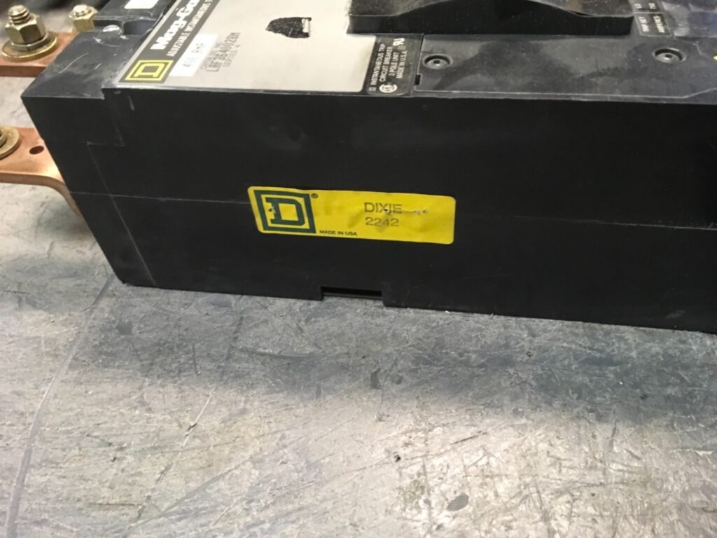Square-D Adjustable Instantaneous Trip Circuit Breaker, 400amp, LAF3640028M - Image 7