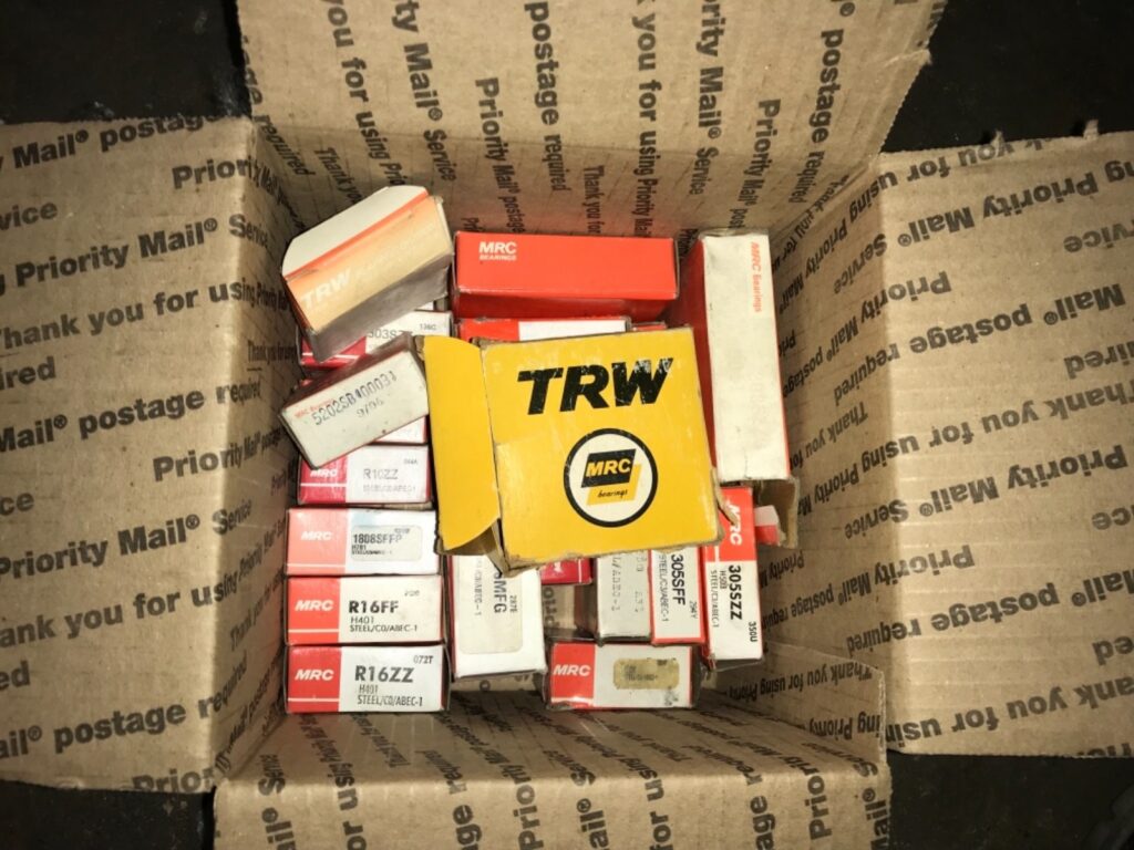 Misc box-MRC -Bearing, #5204CZZ, 305SZZ, 305SFF, NOS, (JFK-1356) - Image 2