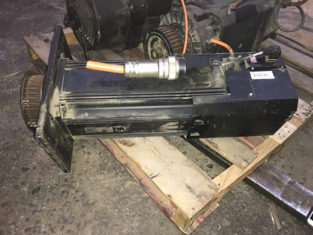 Rexroth Servo Motor, MHD112D-027-PG0AN, pre-owned, (DR-4876)