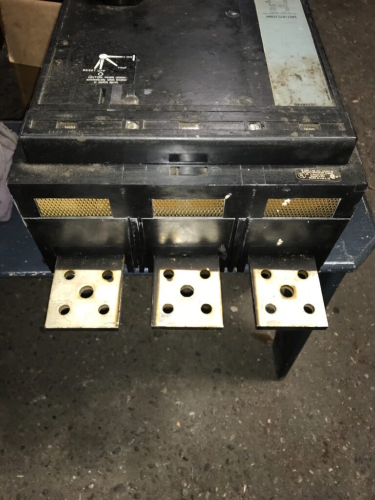 Square D Breaker, PHF2036, 2000amp, pre-owned, (HEHI-573) - Image 2