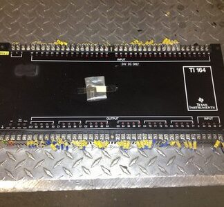 TEXAS INSTRUMENTS PROGRAMMABLE CONTROLLER TI 164, #164-1112 24VDC, (DR-943)