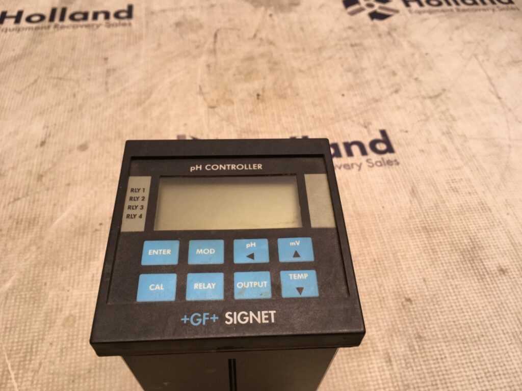 +GF+ Signet pH controller, 3-9030.111, pre-owned, (ADI-1493) - Image 2