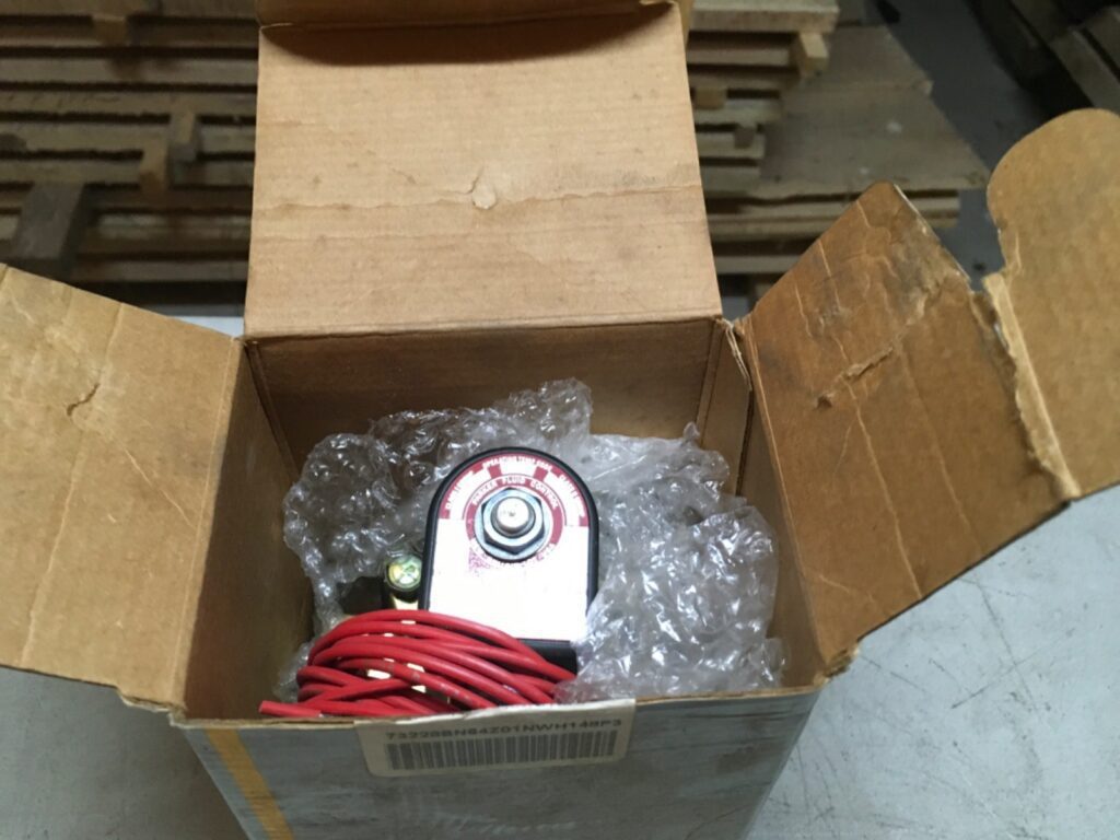 Parker fluid control, 73228BN64Z01NWH48P3, NOS, (ADI-1536) - Image 2