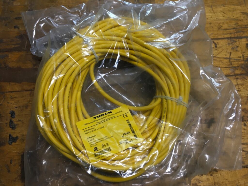 TURCK cable, U-09437, RKC 4.4T-30-RSC 4.4T/S1587, NOS, (KP-2018)