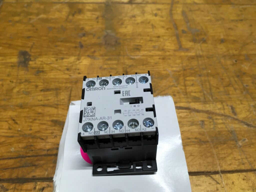 Omron Contactor, J7KNA-AR-31-24D, NOS, (KP-2045) - Image 2