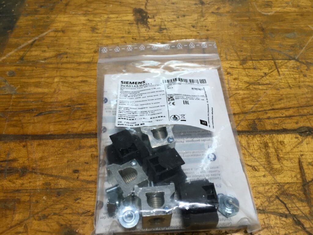 Siemens wire connector, 3VA9143-0JG11, NOS, (KP-2068)