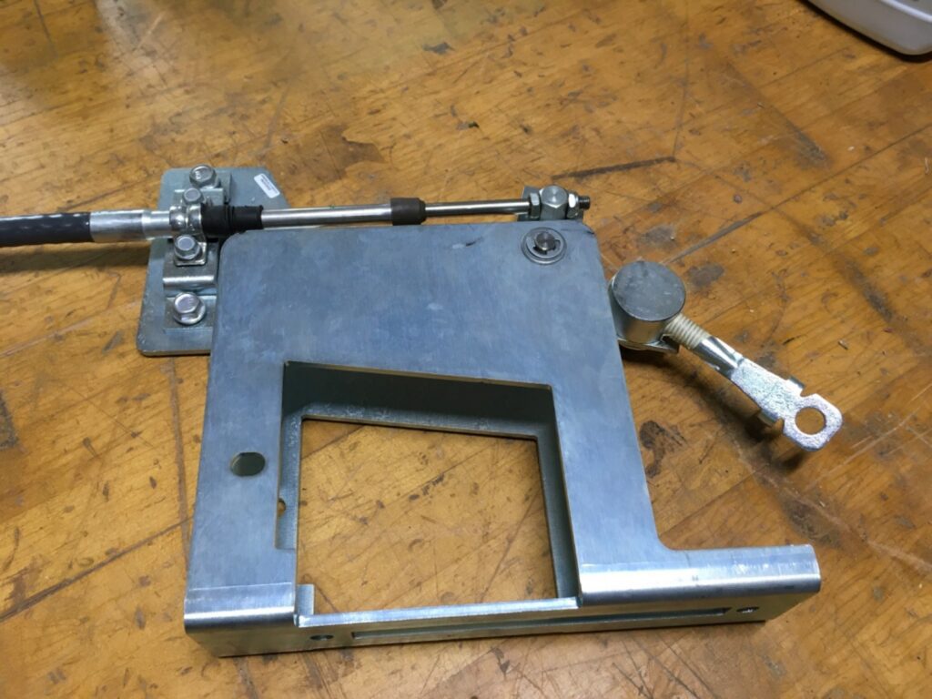 Allen Bradley 1494U-C44, 400A 4FT cable mech, NOS, (KP-2069)