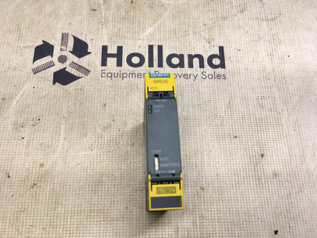 Siemens Sirius safety relay, 3SK1111-1AB30, NOS, (KP-1832)