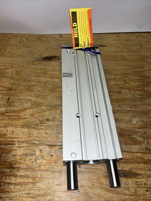 SMC Cylinder #MGPM32-250AZ, Same Say Fast Shipping , LG-2985