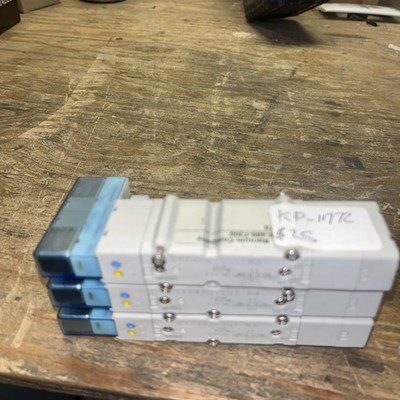 Lot Of 3-SMC Valve, #SY7400-5U1-NA, KP-1772)