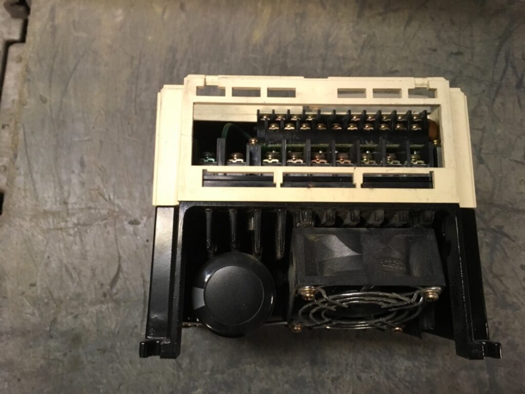 GE Drive, AF-300M$, 6KAF323002M$A1, input 230v, Output 230v 2hp, 3ph, (DR-3493) - Image 4