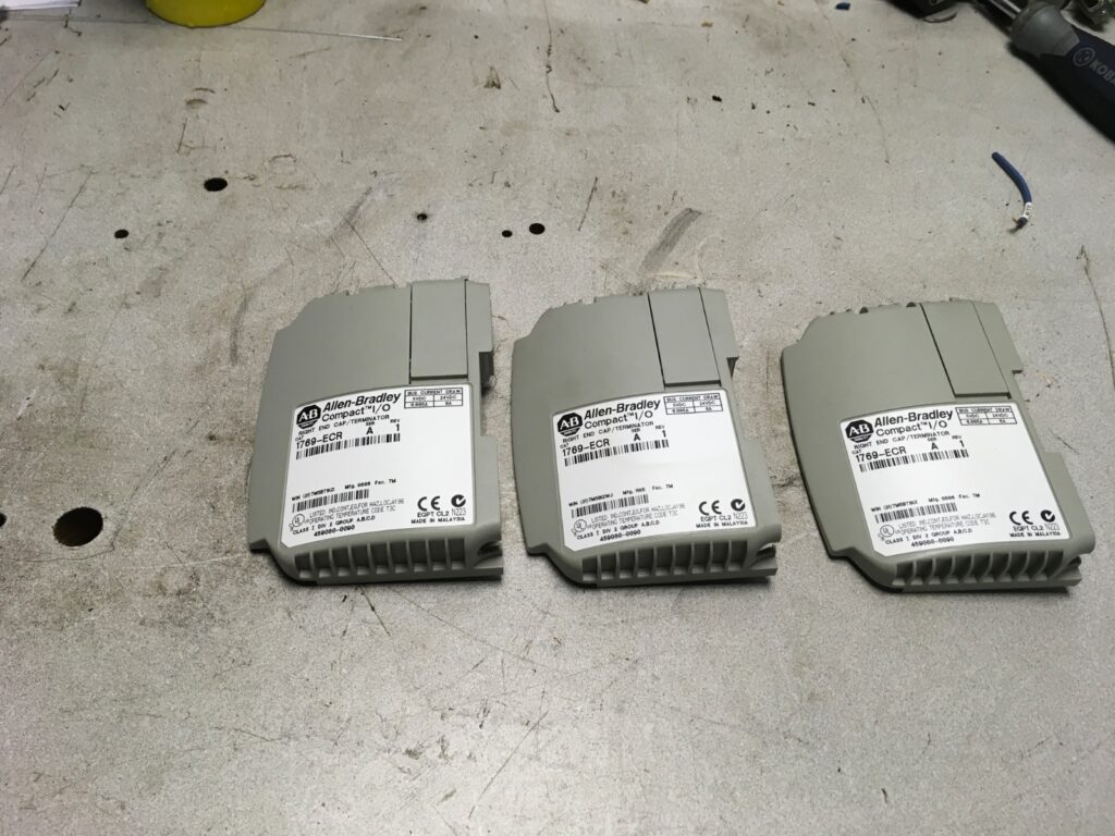 3-Allen-Bradley Compact I/O right end cap/terminator 1769-ECR, ser-A, rev-1