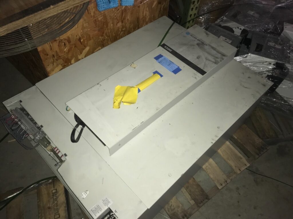Allen-Bradley, Drive, #1395-B81-E2-P30-P52-X2, 300hp, (DR-4408)